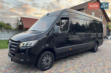 Грузовой фургон Mercedes-Benz Sprinter 2022 в 