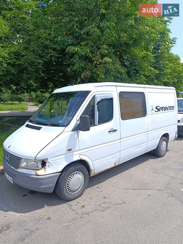 Другие автобусы Mercedes-Benz Sprinter 2000 в Киеве