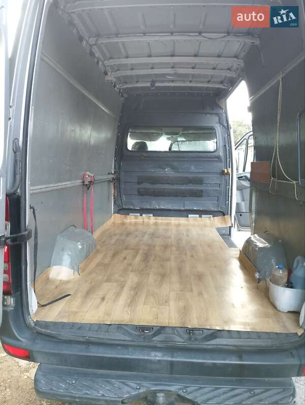 Грузовой фургон Mercedes-Benz Sprinter 2009 в Львове