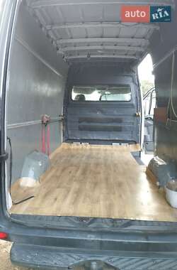 Вантажний фургон Mercedes-Benz Sprinter 2009 в 