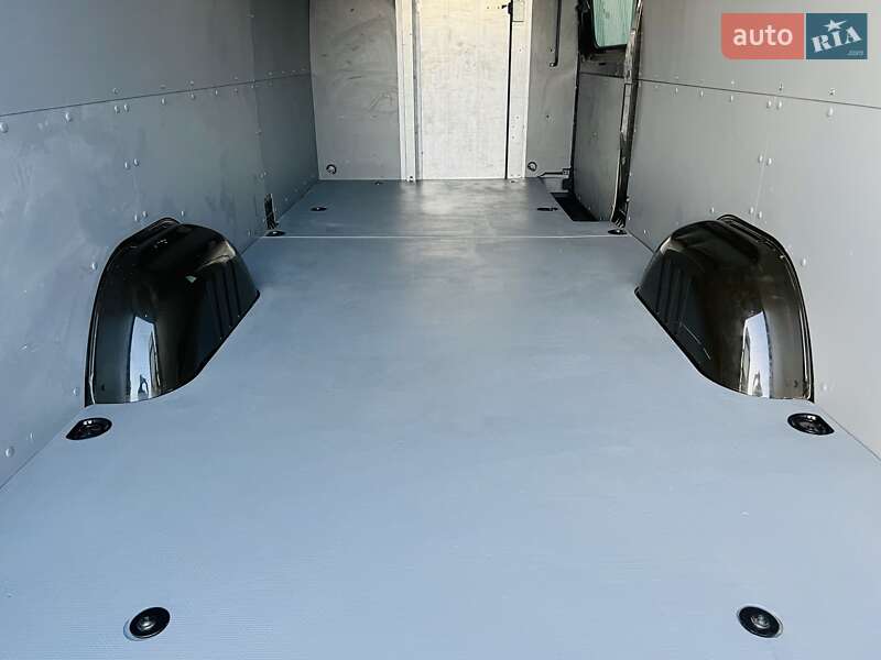 Вантажний фургон Mercedes-Benz Sprinter 2018 в Дніпрі