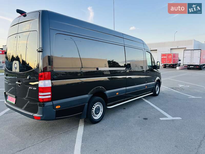 Вантажний фургон Mercedes-Benz Sprinter 2018 в Дніпрі