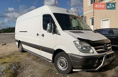 Грузовой фургон Mercedes-Benz Sprinter 2010 в 