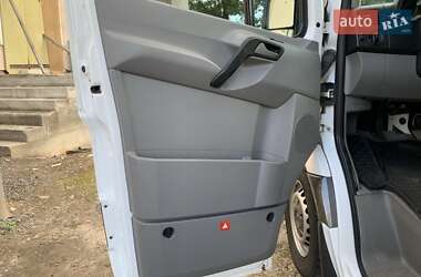 Грузовой фургон Mercedes-Benz Sprinter 2010 в 