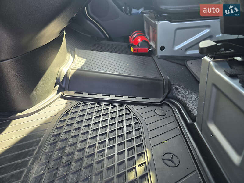Грузопассажирский фургон Mercedes-Benz Sprinter 2019 в Одессе