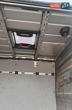 Грузовой фургон Mercedes-Benz Sprinter 2015 в 