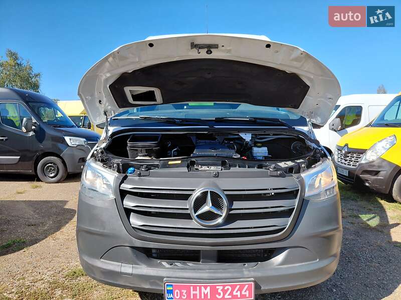 Грузовой фургон Mercedes-Benz Sprinter 2021 в Ивано-Франковске