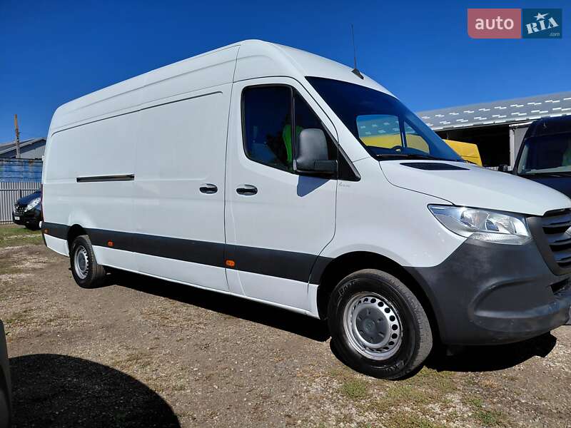 Грузовой фургон Mercedes-Benz Sprinter 2021 в Ивано-Франковске