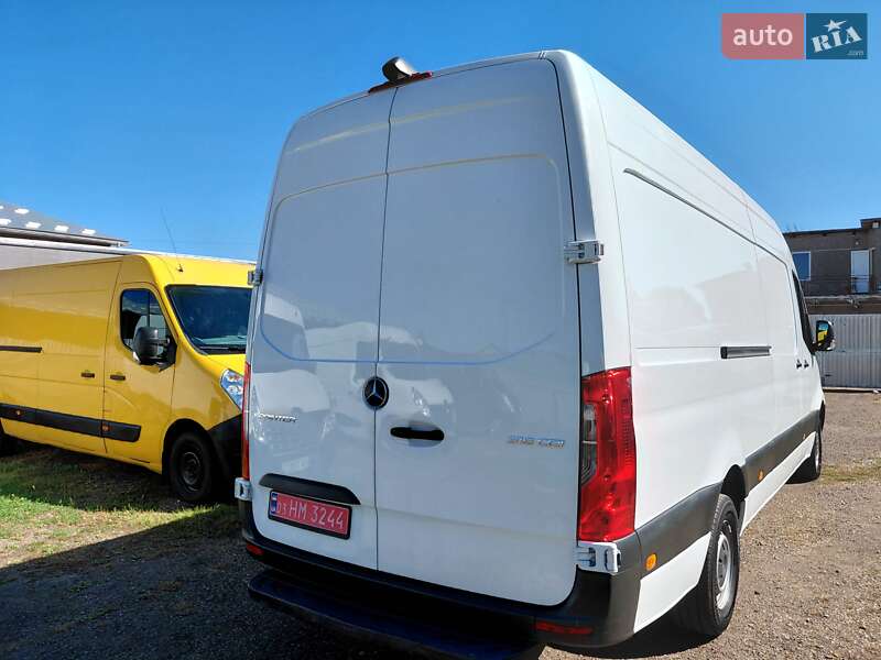 Грузовой фургон Mercedes-Benz Sprinter 2021 в Ивано-Франковске