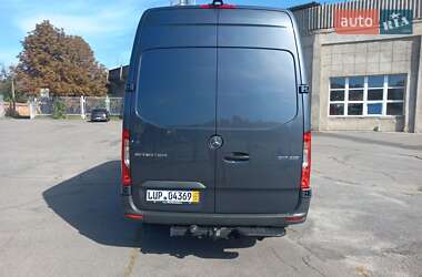 Грузовой фургон Mercedes-Benz Sprinter 2021 в 