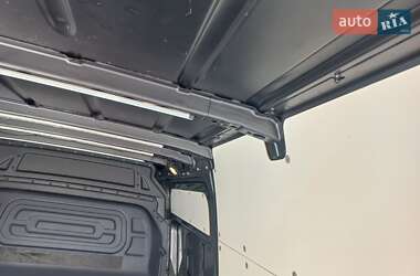 Грузовой фургон Mercedes-Benz Sprinter 2021 в 