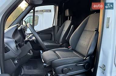 Тентованый Mercedes-Benz Sprinter 2022 в 