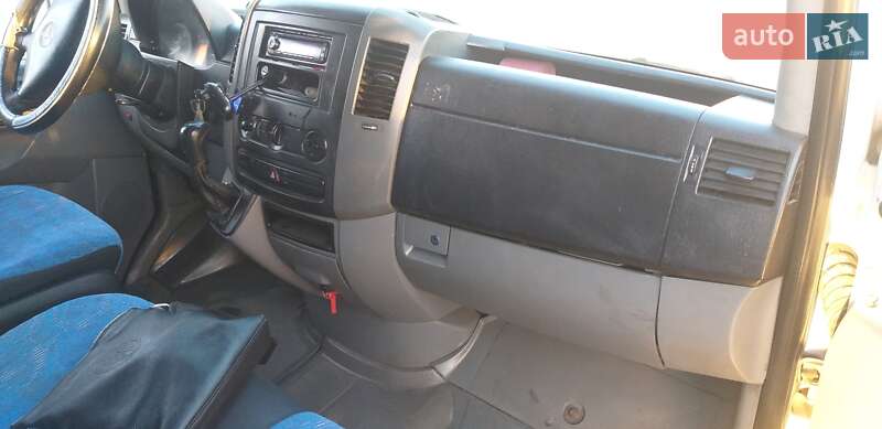 Микроавтобус Mercedes-Benz Sprinter 2011 в Сваляве