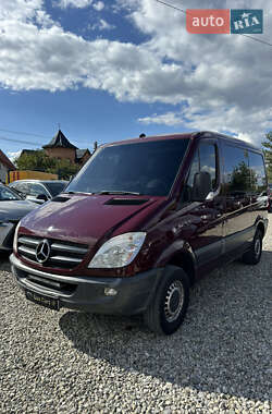 Грузовой фургон Mercedes-Benz Sprinter 2011 в 