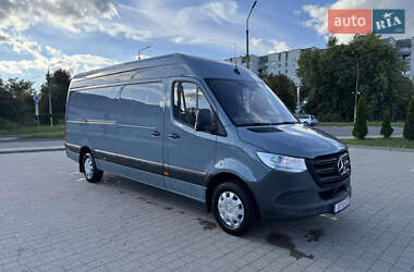 Грузовой фургон Mercedes-Benz Sprinter 2019 в 