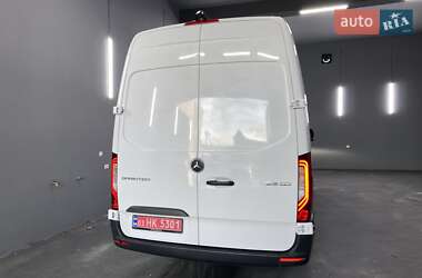 Грузовой фургон Mercedes-Benz Sprinter 2021 в 