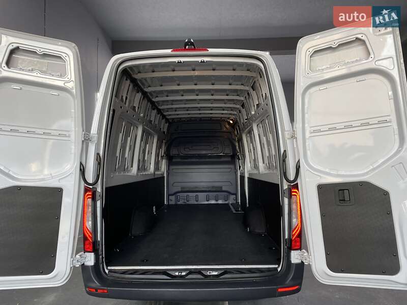 Грузовой фургон Mercedes-Benz Sprinter 2021 в Хусте
