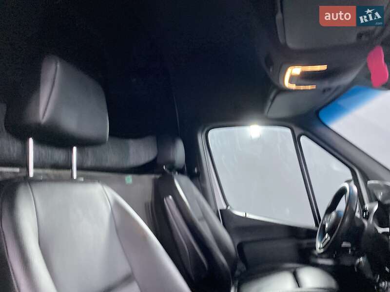 Грузовой фургон Mercedes-Benz Sprinter 2021 в Хусте