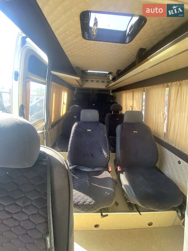Микроавтобус Mercedes-Benz Sprinter 2006 в Кривом Роге