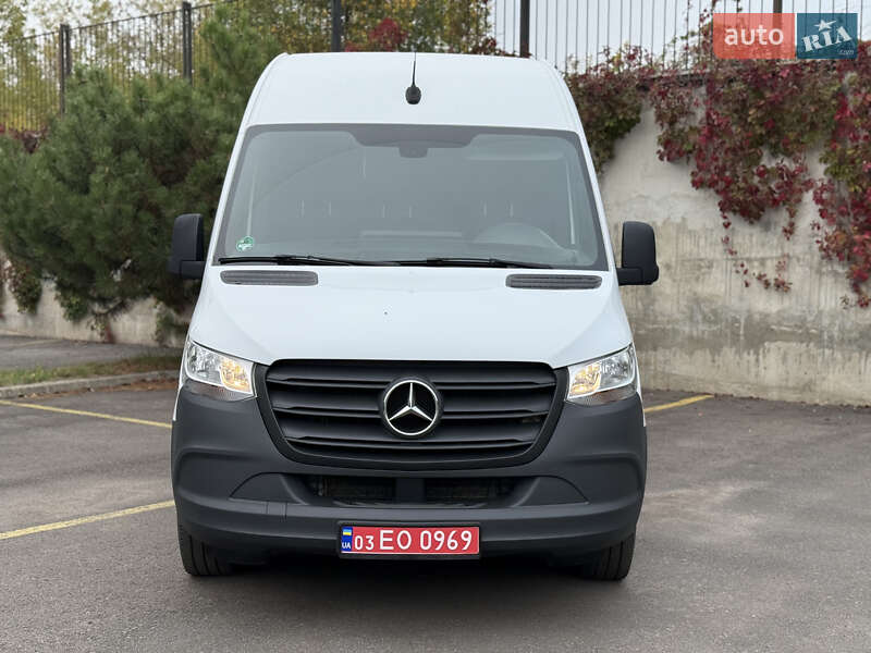 Вантажний фургон Mercedes-Benz Sprinter 2021 в Рівному