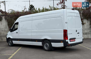 Грузовой фургон Mercedes-Benz Sprinter 2021 в 