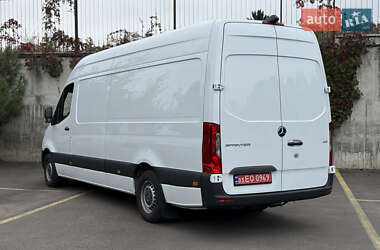 Грузовой фургон Mercedes-Benz Sprinter 2021 в 