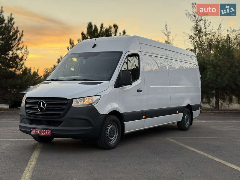 Вантажний фургон Mercedes-Benz Sprinter 2021 в Рівному