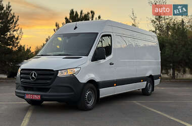 Грузовой фургон Mercedes-Benz Sprinter 2021 в 