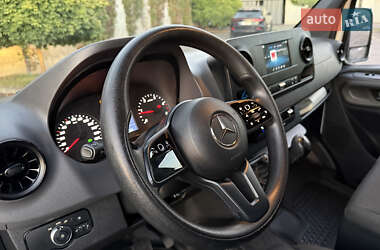 Грузовой фургон Mercedes-Benz Sprinter 2021 в 