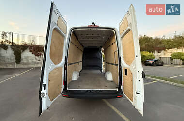 Грузовой фургон Mercedes-Benz Sprinter 2021 в 