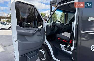 Грузовой фургон Mercedes-Benz Sprinter 2005 в 
