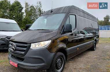 Грузовой фургон Mercedes-Benz Sprinter 2021 в 