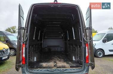 Грузовой фургон Mercedes-Benz Sprinter 2021 в 