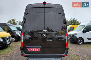 Грузовой фургон Mercedes-Benz Sprinter 2021 в 
