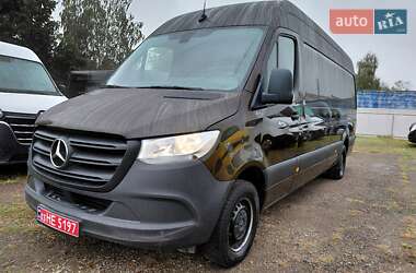 Грузовой фургон Mercedes-Benz Sprinter 2021 в 
