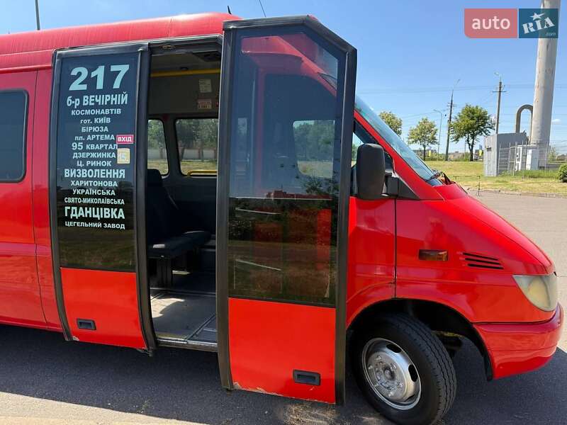 Мікроавтобус Mercedes-Benz Sprinter 2000 в Кривому Розі