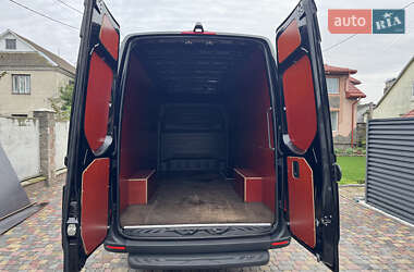 Грузовой фургон Mercedes-Benz Sprinter 2020 в 