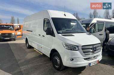 Грузовой фургон Mercedes-Benz Sprinter 2020 в Ужгороде
