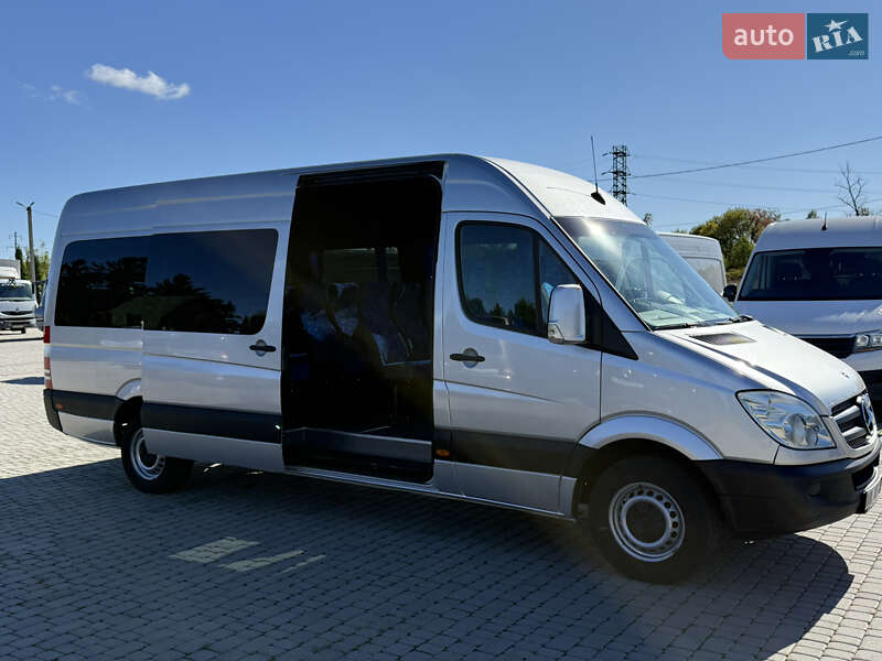 Туристический / Междугородний автобус Mercedes-Benz Sprinter 2013 в 