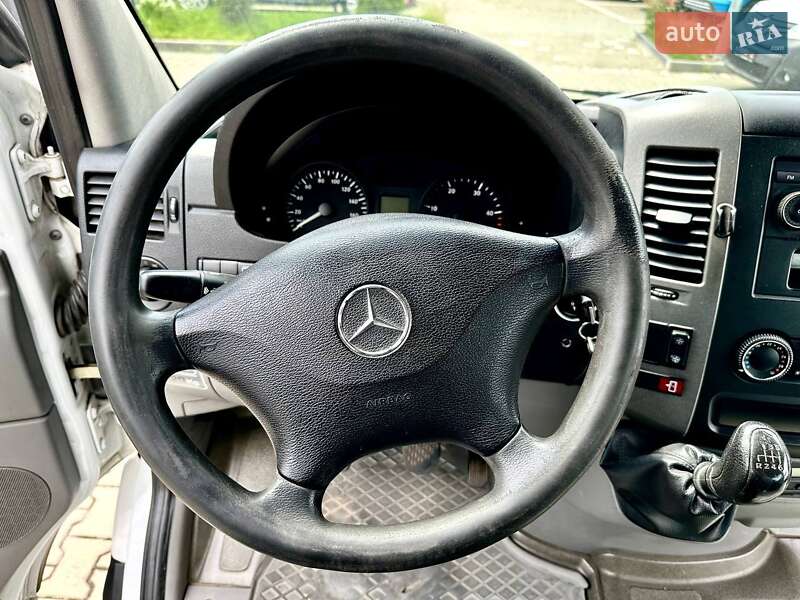 Микроавтобус Mercedes-Benz Sprinter 2012 в Львове