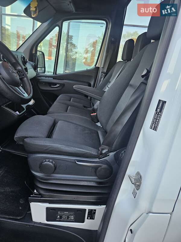 Мікроавтобус Mercedes-Benz Sprinter 2020 в Тернополі фото 8 Мікроавтобус Mercedes-Benz Sprinter 2020 в Тернополі