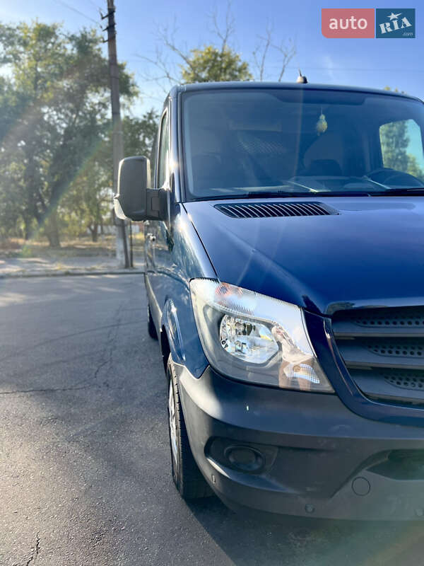 Грузовой фургон Mercedes-Benz Sprinter 2016 в Николаеве