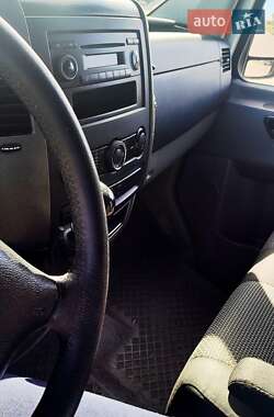 Грузовой фургон Mercedes-Benz Sprinter 2010 в 
