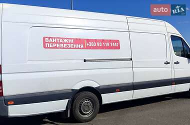 Грузовой фургон Mercedes-Benz Sprinter 2010 в 