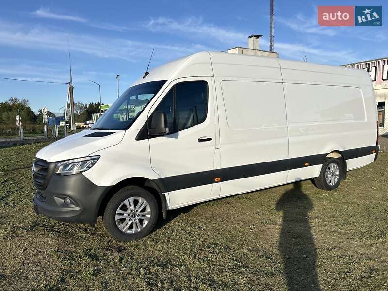 Грузовой фургон Mercedes-Benz Sprinter 2021 в Стрые