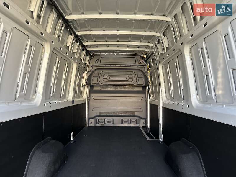 Грузовой фургон Mercedes-Benz Sprinter 2021 в Стрые