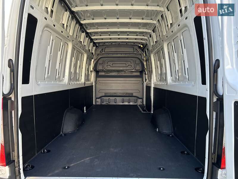 Грузовой фургон Mercedes-Benz Sprinter 2021 в Стрые