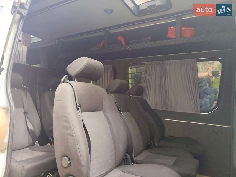 Грузопассажирский фургон Mercedes-Benz Sprinter 2008 в Ровно