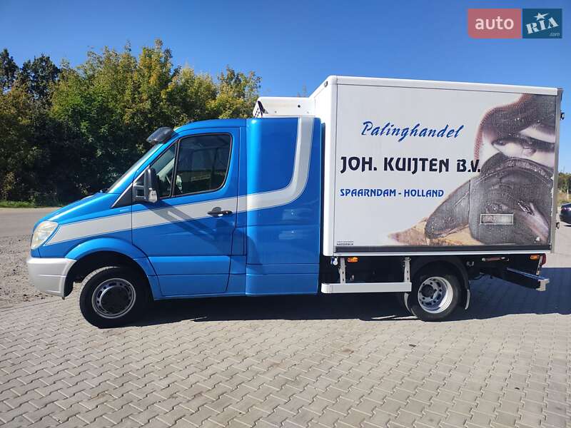 Mercedes-Benz Sprinter 2011