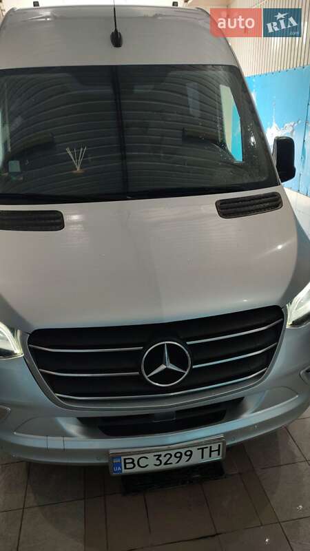 Mercedes-Benz Sprinter 2022